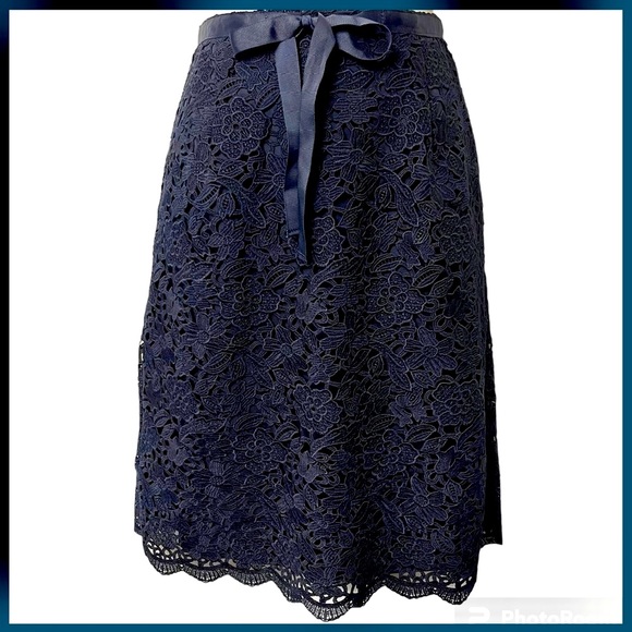 Jill Stuart Dresses & Skirts - Jill Stuart Navy Crochet Lace Scallop Hem Ribbon Waist Tie Pencil Skirt (S)